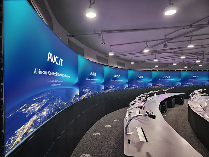 OCBC Bank's Future-Ready Operations Command Center OCBC Bank's Future-Ready Operations Command Center